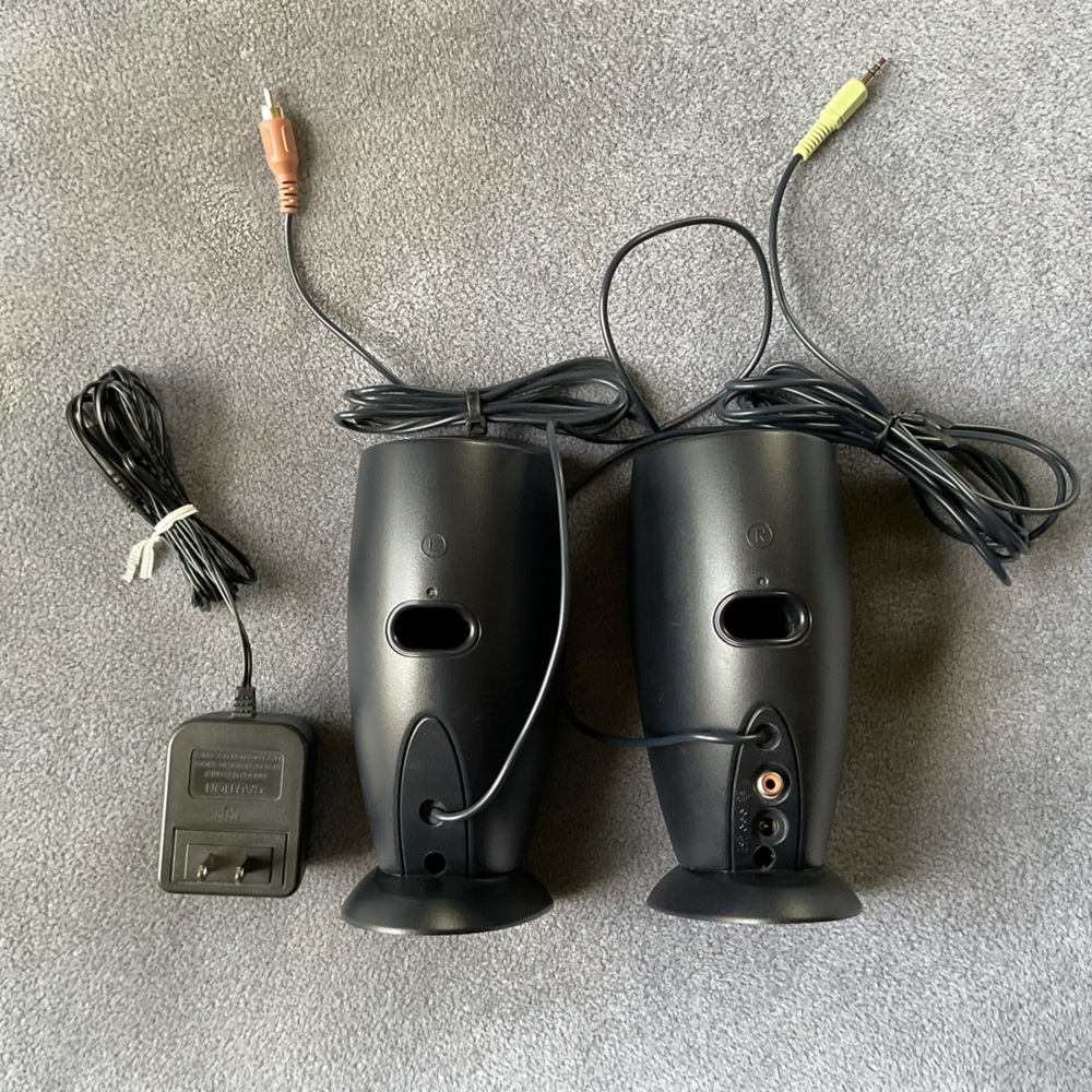 Duo DELL Plug In Speakers- Model A215 - With All Cords And Power Cord - Picture 3 of 6